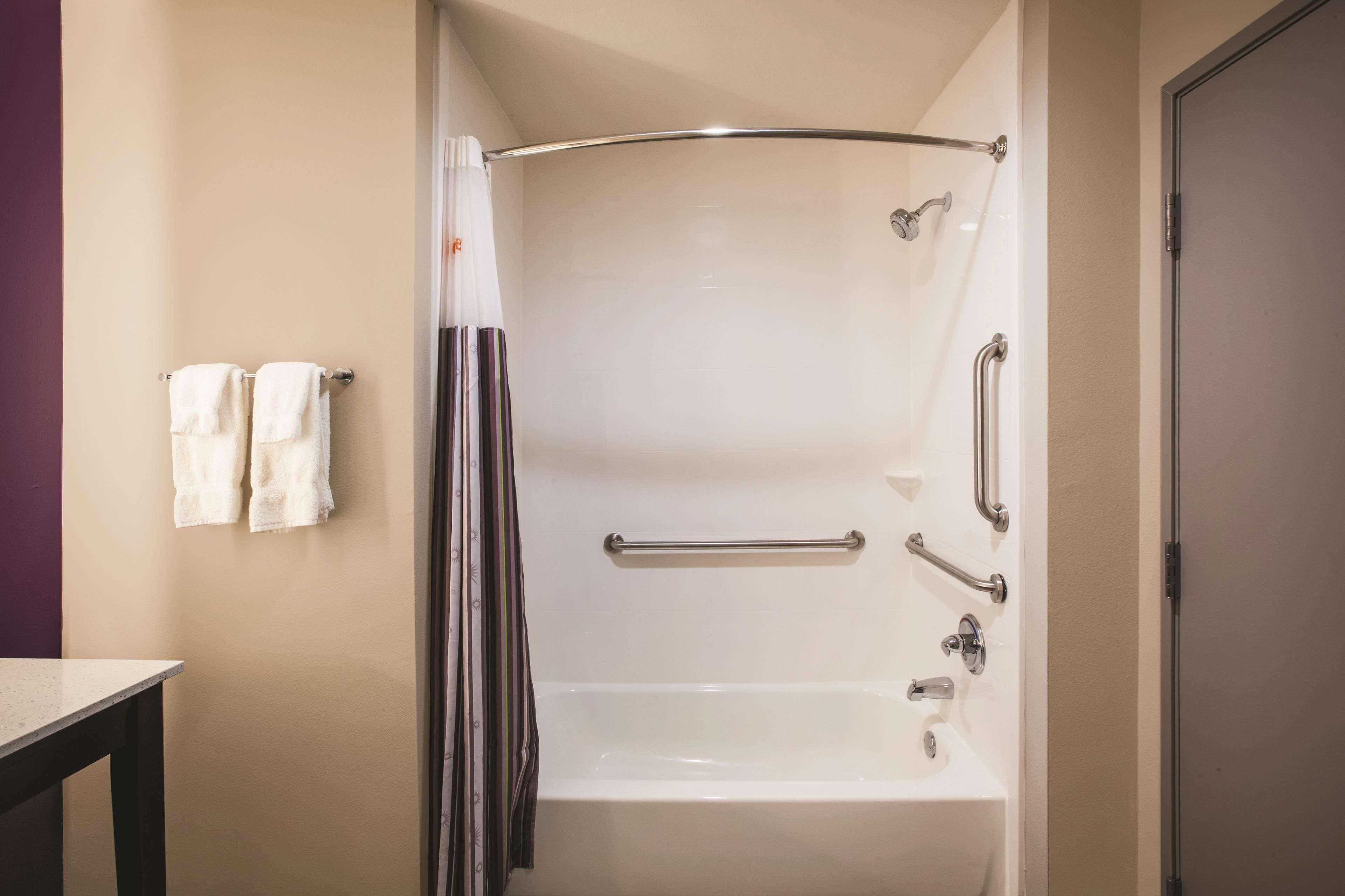 La Quinta By Wyndham Dallas Northeast-Arboretum Garland Buitenkant foto