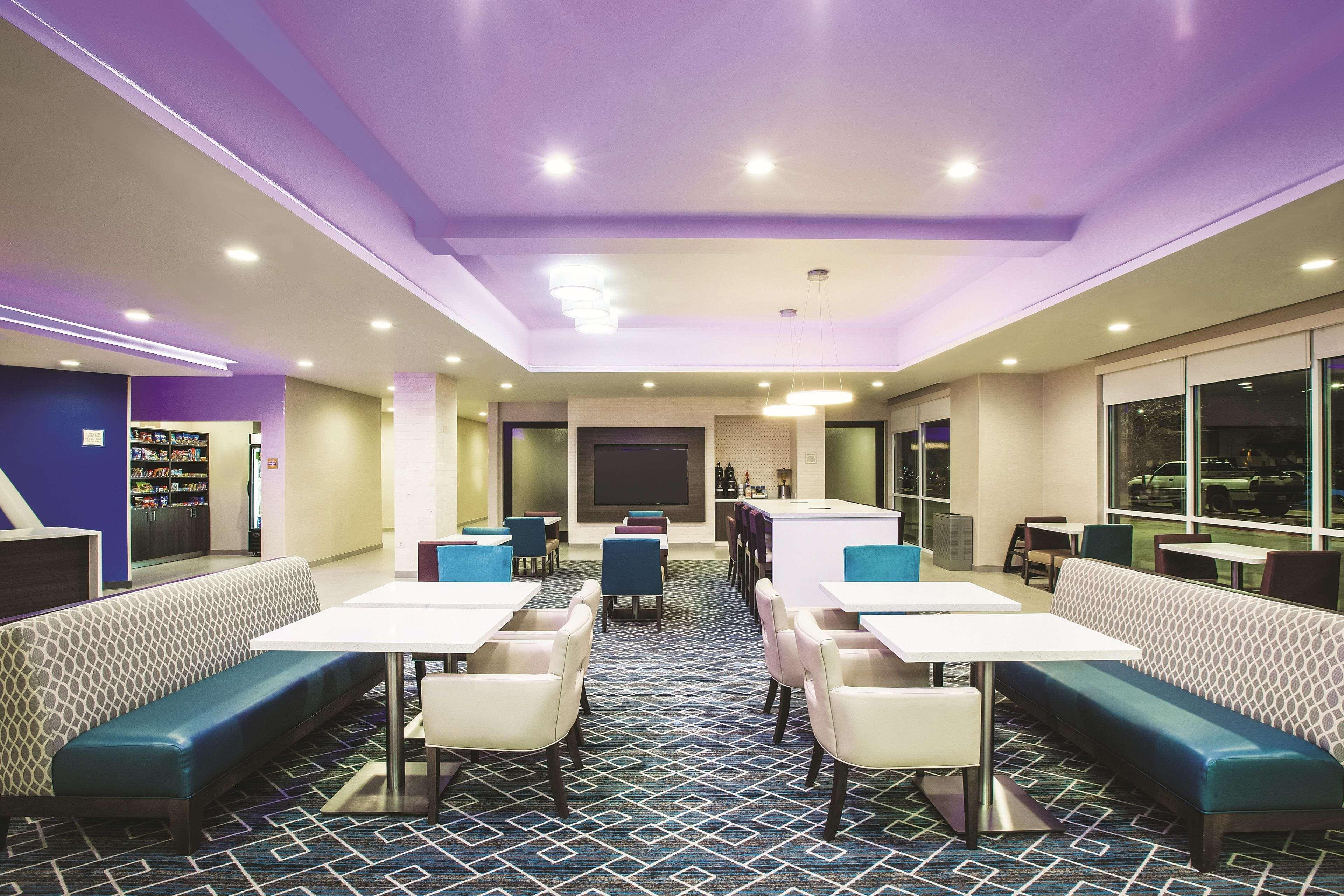 La Quinta By Wyndham Dallas Northeast-Arboretum Garland Buitenkant foto